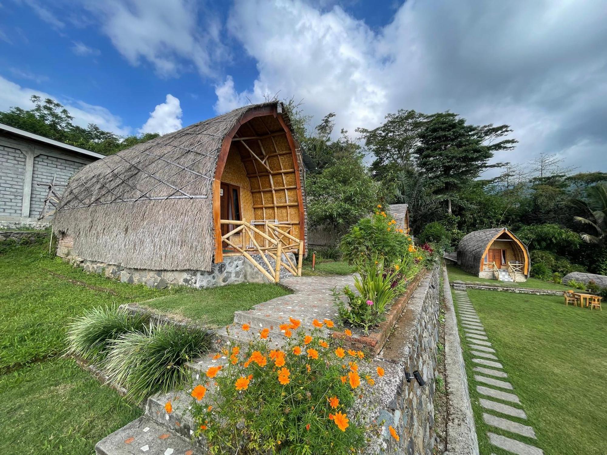 Villa Bambu Rinjani & Restaurant Senaru Exterior photo