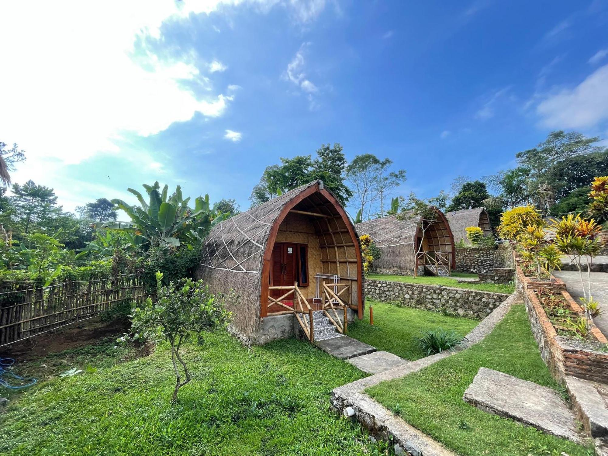 Villa Bambu Rinjani & Restaurant Senaru Exterior photo